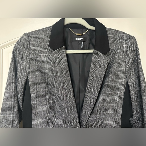 DKNY Black and Gray Checkered Blazer - Picture 4 of 5